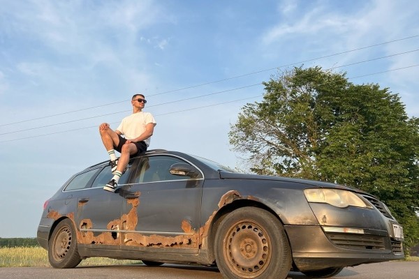 Парень реанимировал автомобильный «труп». На восстановление Passat B6 ушло $1300 Парень реанимировал автомобильный «труп». На восстановление Passat B6 ушло $1300