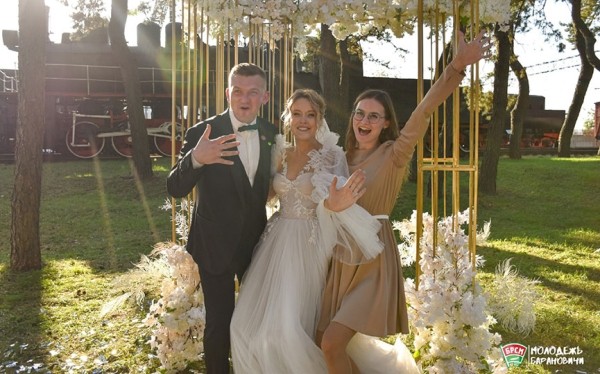 В Барановичах прошло эксклюзивное бракосочетание. В Барановичах прошло эксклюзивное бракосочетание.