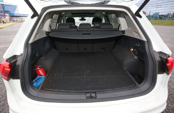 Уже через полгода — на продажу! Чем белорусу не понравился VW Tiguan Allspace 1.5 TSI Уже через полгода — на продажу! Чем белорусу не понравился VW Tiguan Allspace 1.5 TSI