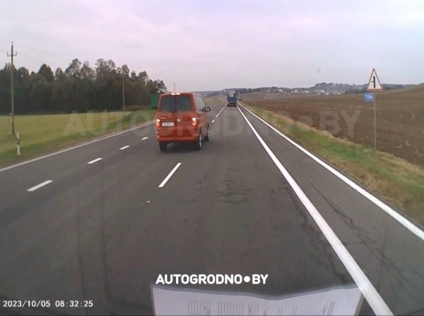 Это видео даже смотреть страшно: безумная ситуация на дорогах Беларуси Это видео даже смотреть страшно: безумная ситуация на дорогах Беларуси