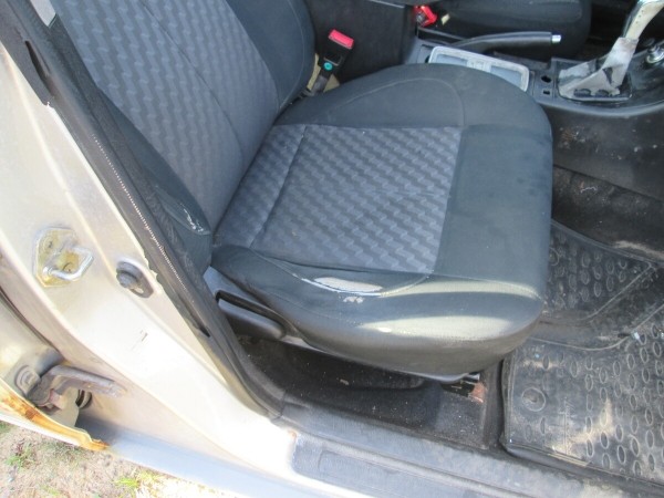 МВД выставило на продажу служебные Geely SC7 и другие авто. Вот какие ценники МВД выставило на продажу служебные Geely SC7 и другие авто. Вот какие ценники