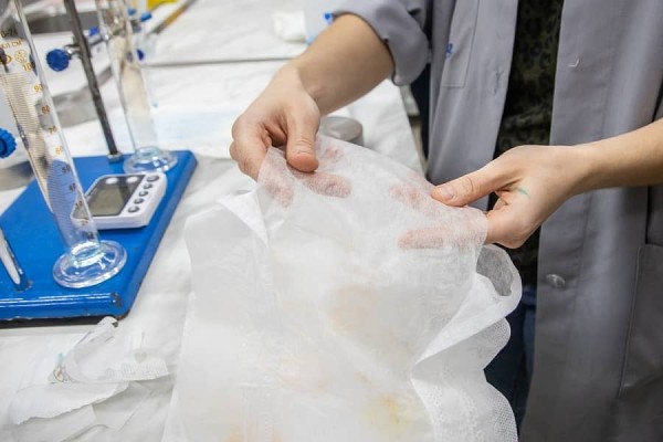 Смотрите, как делают белорусские подгузники для детей и взрослых Смотрите, как делают белорусские подгузники для детей и взрослых