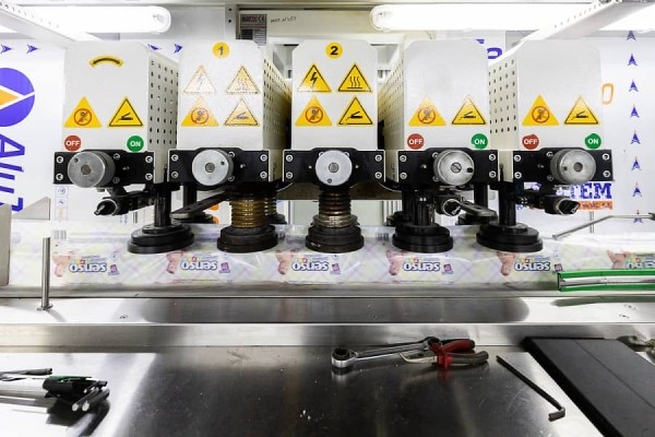 Смотрите, как делают белорусские подгузники для детей и взрослых Смотрите, как делают белорусские подгузники для детей и взрослых