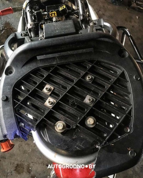 У белоруса в Вильнюсе хотели угнать мотоцикл, но не смогли. Разозлились и утопили в реке У белоруса в Вильнюсе хотели угнать мотоцикл, но не смогли. Разозлились и утопили в реке