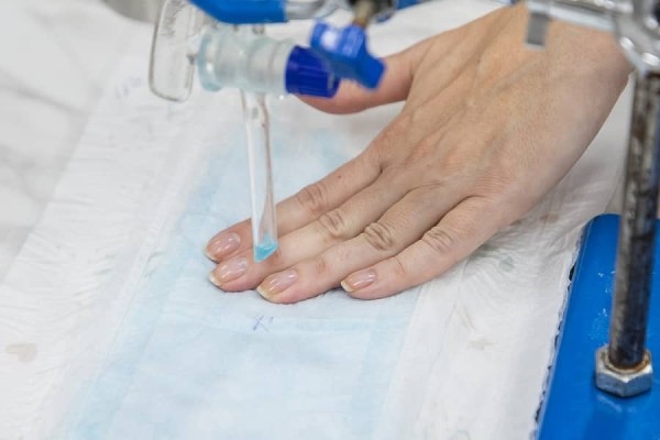 Смотрите, как делают белорусские подгузники для детей и взрослых Смотрите, как делают белорусские подгузники для детей и взрослых