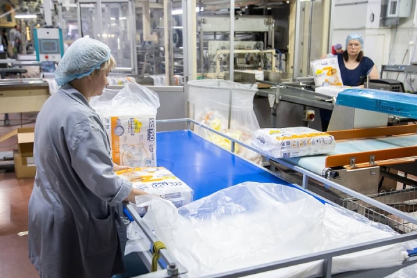 Смотрите, как делают белорусские подгузники для детей и взрослых Смотрите, как делают белорусские подгузники для детей и взрослых