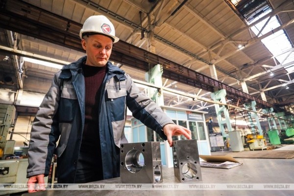 Пинский «Кузлитмаш» реализует инновационный проект по производству прессов, аналогов которым нет в Беларуси Пинский «Кузлитмаш» реализует инновационный проект по производству прессов, аналогов которым нет в Беларуси