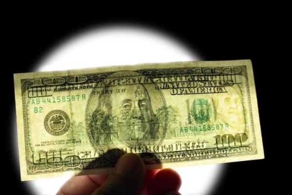 Сколько фальшивых денег выявлено в Беларуси за последние годы. Смотрим статистику Нацбанка Сколько фальшивых денег выявлено в Беларуси за последние годы. Смотрим статистику Нацбанка