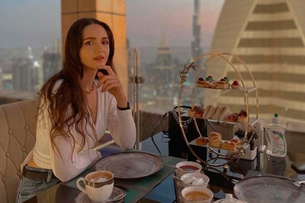 Как белоруска - стюардесса «Emirates» - строила отношения на расстоянии Как белоруска - стюардесса «Emirates» - строила отношения на расстоянии