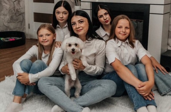 Зигзаги судьбы: как березовчанка борется с онкологией и одна воспитывает четырех детей Зигзаги судьбы: как березовчанка борется с онкологией и одна воспитывает четырех детей