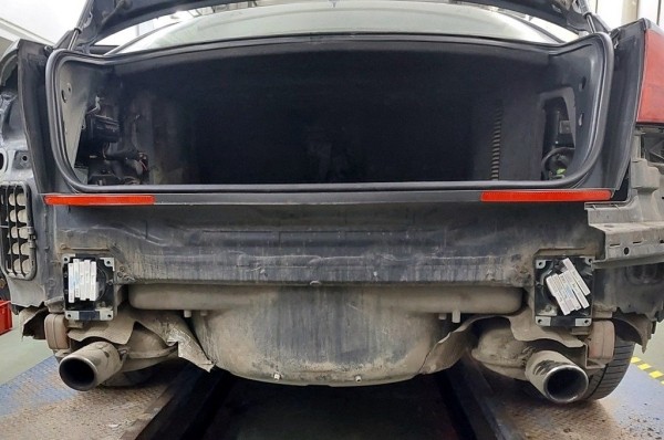 Белорус смог провезти нелегальный груз за границу, но вскоре «запрещенку» в тайниках нашла собака пограничников Белорус смог провезти нелегальный груз за границу, но вскоре «запрещенку» в тайниках нашла собака пограничников