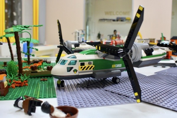 Полезный и увлекательный досуг для вашего ребенка. Больше двух сотен наборов Лего, конструкторы-гиганты, лего-пазлы, электропогрузчик, Play Station и многое другое в «ЛЕГАПОЛИС» в Бресте Полезный и увлекательный досуг для вашего ребенка. Больше двух сотен наборов Лего, конструкторы-гиганты, лего-пазлы, электропогрузчик, Play Station и многое другое в «ЛЕГАПОЛИС» в Бресте