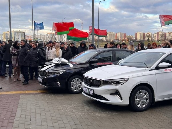 В Брестской области в декабре закупили 55 специальных автомобилей медицинской помощи В Брестской области в декабре закупили 55 специальных автомобилей медицинской помощи