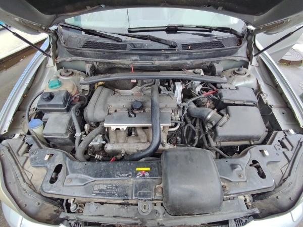 Год не может расстаться с машиной. Белорус продаёт 15-летний Volvo XC90, а никто не берёт! Почему? Год не может расстаться с машиной. Белорус продаёт 15-летний Volvo XC90, а никто не берёт! Почему?