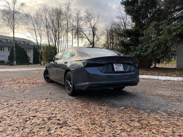 «Приклеили $1 000 за уборку салона!» Белорус отдал Chevrolet в автохаус и очень удивился методам реализации