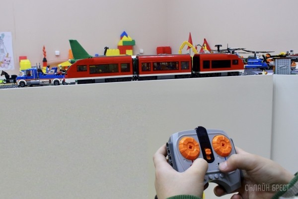 Полезный и увлекательный досуг для вашего ребенка. Больше двух сотен наборов Лего, конструкторы-гиганты, лего-пазлы, электропогрузчик, Play Station и многое другое в «ЛЕГАПОЛИС» в Бресте Полезный и увлекательный досуг для вашего ребенка. Больше двух сотен наборов Лего, конструкторы-гиганты, лего-пазлы, электропогрузчик, Play Station и многое другое в «ЛЕГАПОЛИС» в Бресте