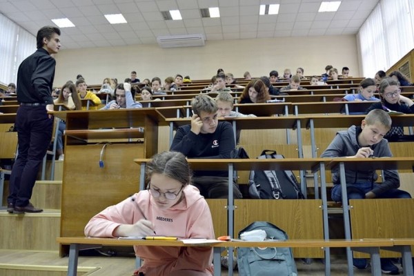 Большинство белорусских студентов учатся на платном. Какая картина в государственных вузах? Большинство белорусских студентов учатся на платном. Какая картина в государственных вузах?