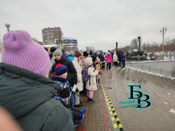 Второй зимний фестиваль «Брэсцкія забавы» проходит на набережной реки Мухавец Второй зимний фестиваль «Брэсцкія забавы» проходит на набережной реки Мухавец