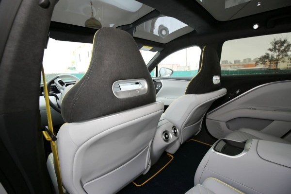 «Когда грянули морозы, заряда гарантированно хватало на 400 км». Белорус о владении роскошным «китайцем» Avatr 11