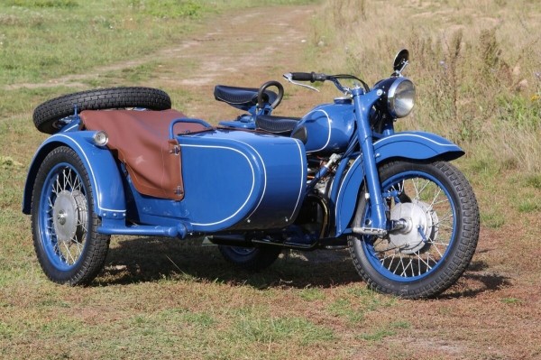 «По фотографиям сделал станок для оплётки тросов». Белорус показал реставрированный мотоцикл М-72Н 1958 г. в. «По фотографиям сделал станок для оплётки тросов». Белорус показал реставрированный мотоцикл М-72Н 1958 г. в.