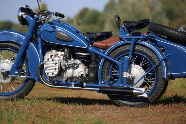 «По фотографиям сделал станок для оплётки тросов». Белорус показал реставрированный мотоцикл М-72Н 1958 г. в. «По фотографиям сделал станок для оплётки тросов». Белорус показал реставрированный мотоцикл М-72Н 1958 г. в.