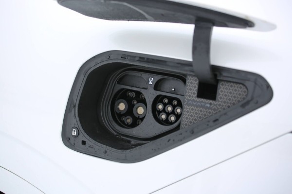 «Когда грянули морозы, заряда гарантированно хватало на 400 км». Белорус о владении роскошным «китайцем» Avatr 11