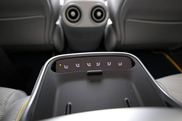 «Когда грянули морозы, заряда гарантированно хватало на 400 км». Белорус о владении роскошным «китайцем» Avatr 11