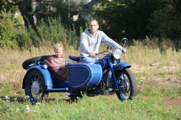 «По фотографиям сделал станок для оплётки тросов». Белорус показал реставрированный мотоцикл М-72Н 1958 г. в. «По фотографиям сделал станок для оплётки тросов». Белорус показал реставрированный мотоцикл М-72Н 1958 г. в.