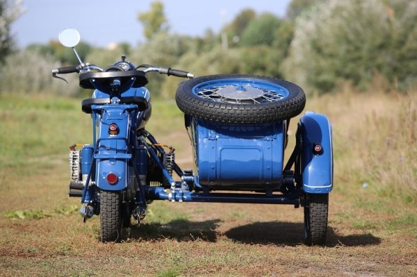 «По фотографиям сделал станок для оплётки тросов». Белорус показал реставрированный мотоцикл М-72Н 1958 г. в. «По фотографиям сделал станок для оплётки тросов». Белорус показал реставрированный мотоцикл М-72Н 1958 г. в.