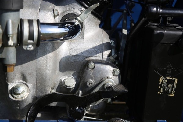 «По фотографиям сделал станок для оплётки тросов». Белорус показал реставрированный мотоцикл М-72Н 1958 г. в. «По фотографиям сделал станок для оплётки тросов». Белорус показал реставрированный мотоцикл М-72Н 1958 г. в.