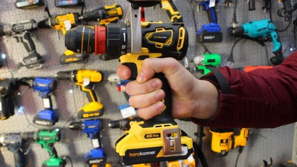 23 февраля близко! Надежным мужчинам дарите надежные инструменты в магазинах «АмайзТрейд» в Бресте