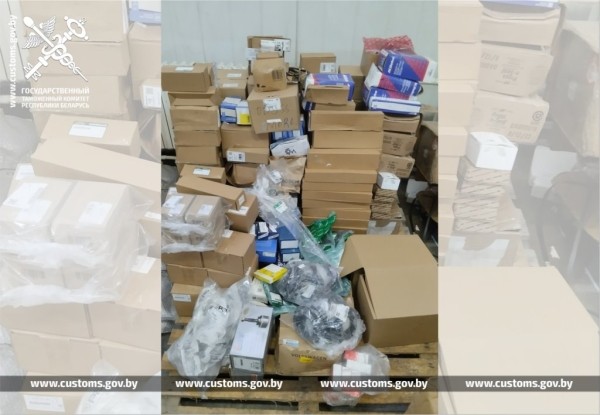Незадекларированную партию автозапчастей и сетевого оборудования на 1 млн. рублей обнаружили брестские таможенники Незадекларированную партию автозапчастей и сетевого оборудования на 1 млн. рублей обнаружили брестские таможенники