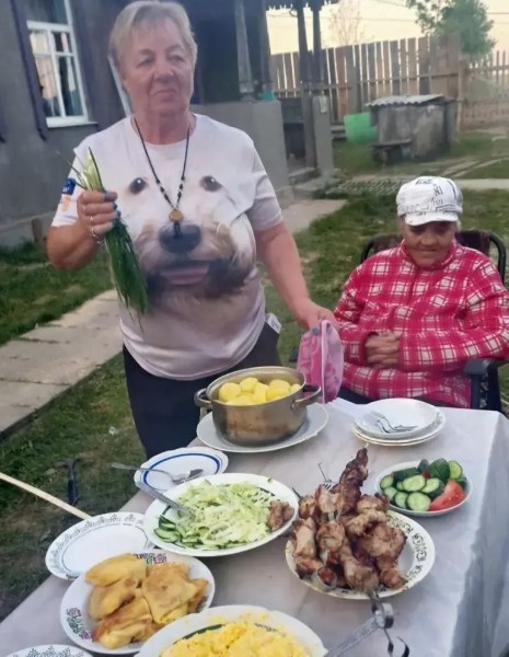 Как 75-летняя белоруска пережила клиническую смерть, потеряла дом при пожаре, ослепла, но сохранила оптимизм Как 75-летняя белоруска пережила клиническую смерть, потеряла дом при пожаре, ослепла, но сохранила оптимизм