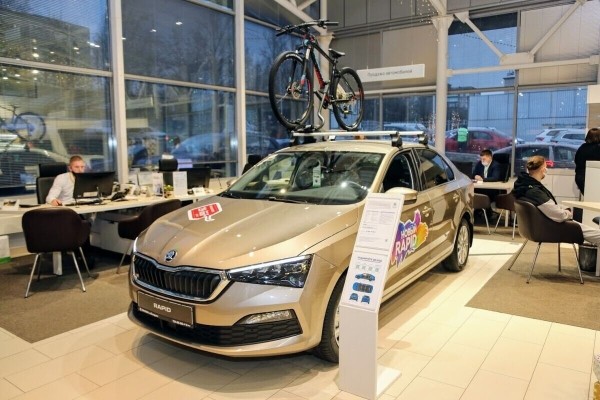 Из Европы не привезти, а что на «вторичке»? Сколько сейчас стоят Skoda Superb, Rapid и Kodiaq Из Европы не привезти, а что на «вторичке»? Сколько сейчас стоят Skoda Superb, Rapid и Kodiaq