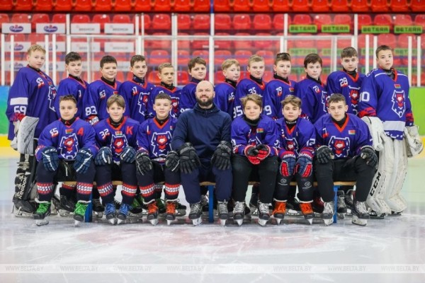 Выкладываются на все сто ради мечты. На что юные брестчане готовы на пути в большой хоккей Выкладываются на все сто ради мечты. На что юные брестчане готовы на пути в большой хоккей