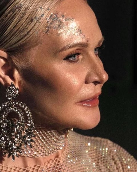 Модель 60+ рассказала, как сохранить бодрость духа и привлекательность