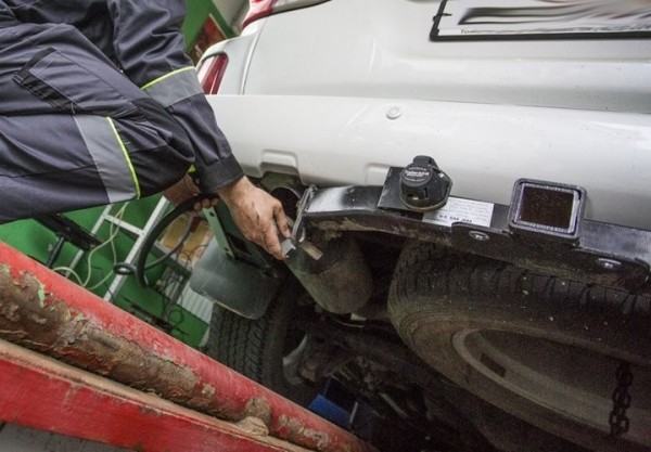 Техосмотр по-новому: машина выпущена в конце 2021-го, но сотрудники не намерены давать «дозвол» на три года. Почему? Техосмотр по-новому: машина выпущена в конце 2021-го, но сотрудники не намерены давать «дозвол» на три года. Почему?