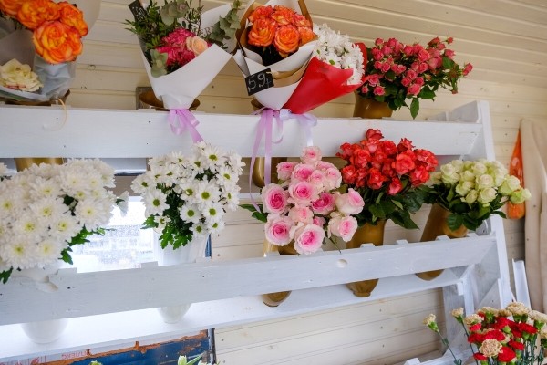 Белорус рассказал, сколько можно заработать на цветах 8 марта