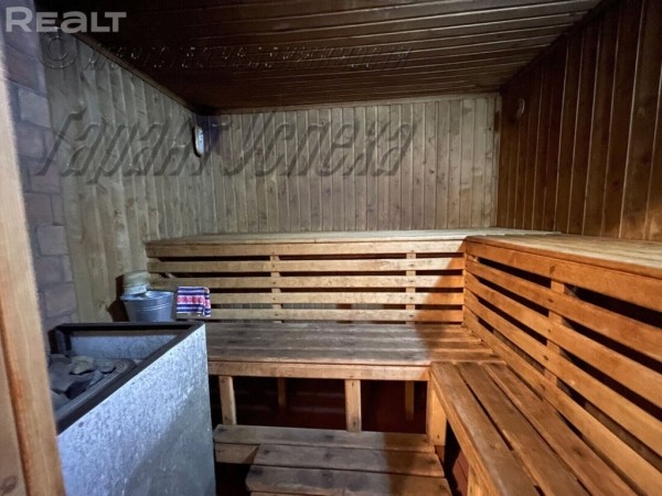 На этой улице Бреста располагаются самые дорогие дома города. Посмотрели, что тут продается