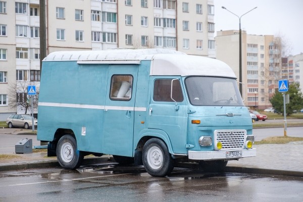 Белорус рассказал, сколько можно заработать на цветах 8 марта