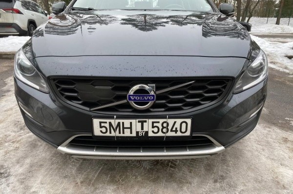 Белорусы поверили в красивую сказку и купили Volvo V60 со скрученным пробегом Белорусы поверили в красивую сказку и купили Volvo V60 со скрученным пробегом