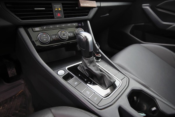 «Муж подарил Countryman и Jetta!» Белоруска рассказала об опыте эксплуатации моделей и дорогих презентах в семье «Муж подарил Countryman и Jetta!» Белоруска рассказала об опыте эксплуатации моделей и дорогих презентах в семье