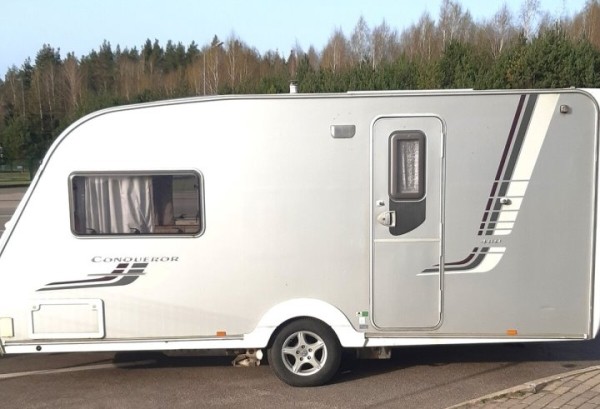 Белорус купил в Литве автодом. У пограничников возникли вопросы к VIN