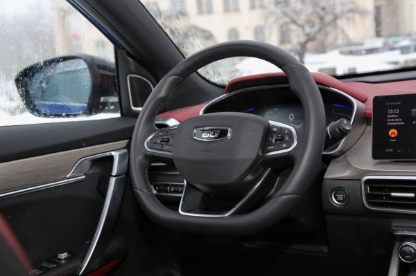 «Я дальнобойщик с хорошей зарплатой!» Водителю большегруза не одобряют льготный кредит на Geely. Почему? «Я дальнобойщик с хорошей зарплатой!» Водителю большегруза не одобряют льготный кредит на Geely. Почему?