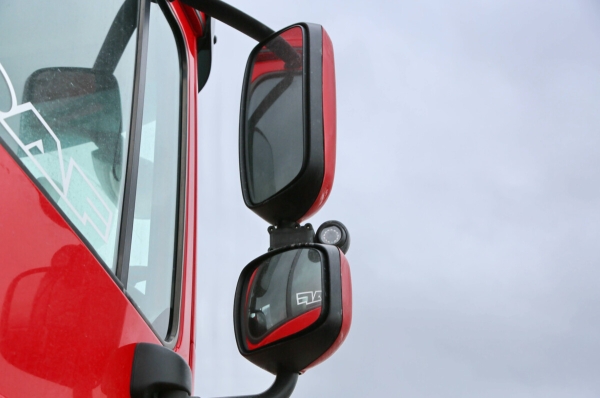 «Я дальнобойщик с хорошей зарплатой!» Водителю большегруза не одобряют льготный кредит на Geely. Почему? «Я дальнобойщик с хорошей зарплатой!» Водителю большегруза не одобряют льготный кредит на Geely. Почему?