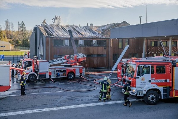 Пожар произошел в ПП «Мядининкай» на литовско-белоруской границе Пожар произошел в ПП «Мядининкай» на литовско-белоруской границе