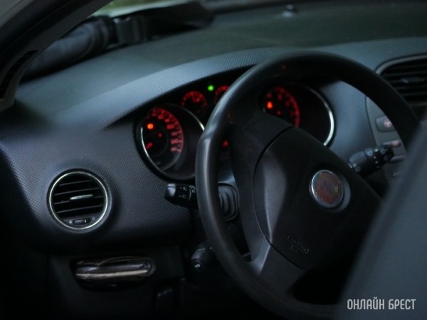 Новые ставки утильсбора заставили белорусов покупать авто – как так вышло Новые ставки утильсбора заставили белорусов покупать авто – как так вышло