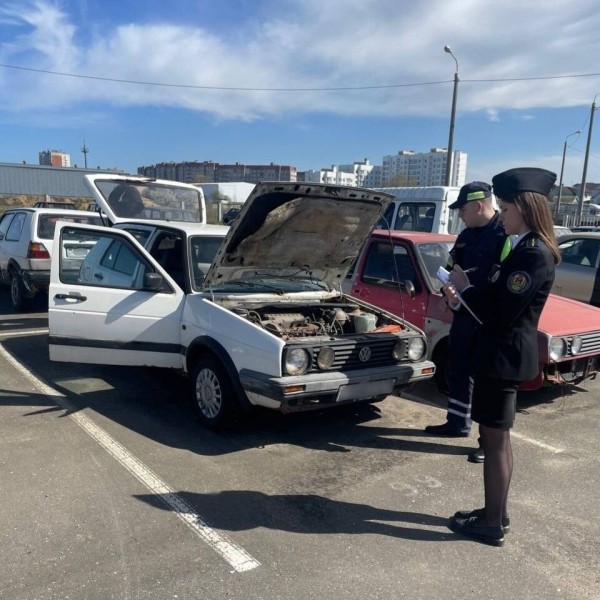 Не смогли вовремя погасить штрафы от ГАИ и лишились машин Не смогли вовремя погасить штрафы от ГАИ и лишились машин