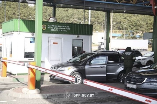 Из-за неуплаченной пошлины в 20 рублей за товар водитель попал под суд Из-за неуплаченной пошлины в 20 рублей за товар водитель попал под суд