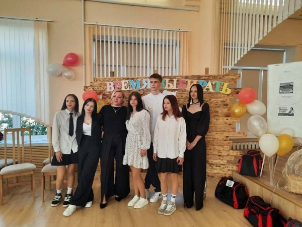 В Дивинском детском доме провели выпускников — 11 воспитанников теперь будут строить свою жизнь самостоятельно В Дивинском детском доме провели выпускников — 11 воспитанников теперь будут строить свою жизнь самостоятельно